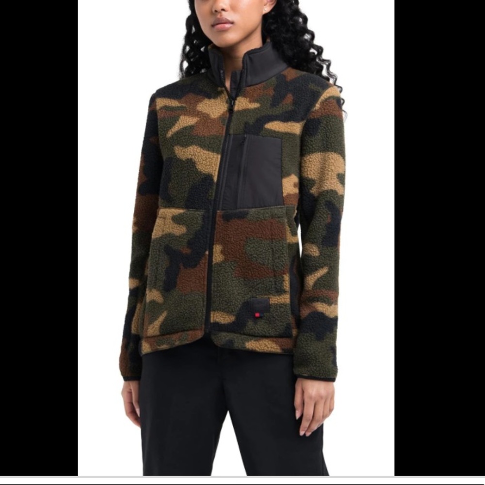 Hershel camo fleece sweater sz small